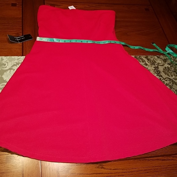 NWT, The Limited Strapless Red Dress - Picture 4 of 8